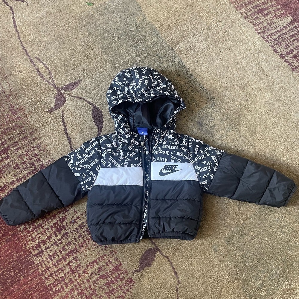 Nike toddler puffer jacket